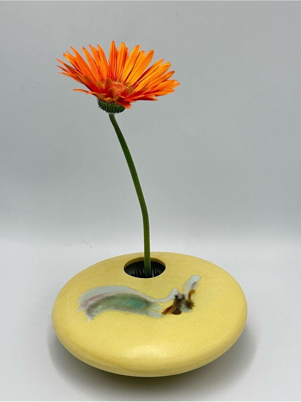 Ikebana Vase Yellow Pottery Flower Arranging with Pin Frog